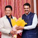 Indrahang calls on Fadnavis in Mumbai